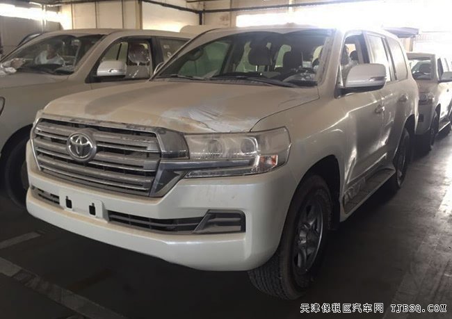 2018款丰田酷路泽4500中东版 陆巡4.5T震撼让利