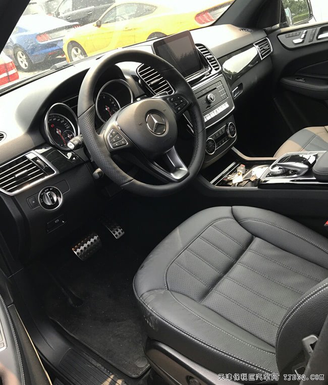 平行进口车18款奔驰GLE400加规版 3.0T现车酬宾