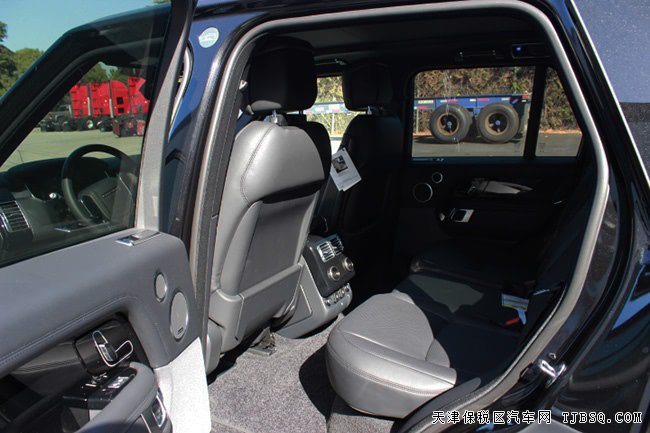 19款路虎揽胜3.0T行政汽油版 视觉包/大驾驶包现车130万