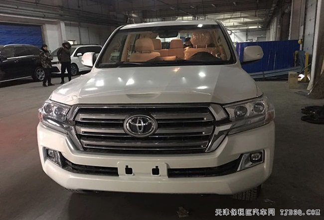 19款丰田酷路泽5700中东版 12气囊/18轮/天窗现车96.5万