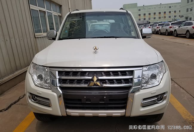18款三菱帕杰罗V97中东版 18轮/天窗/双差速锁现车33万