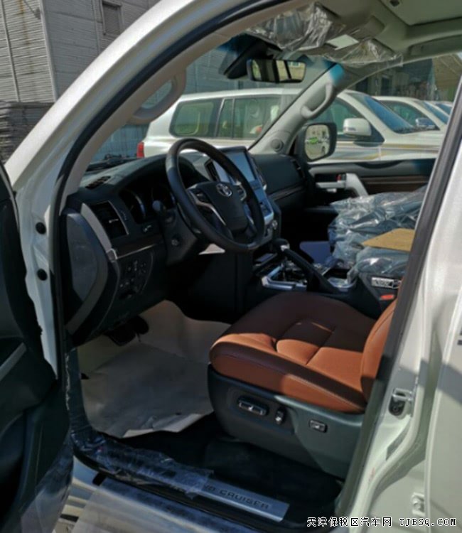 2018款丰田酷路泽5700中东版 保税区现车优选经典