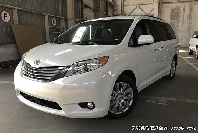 2017款丰田塞纳3.5L四驱XLE版 双电动门/天窗现车53.5万