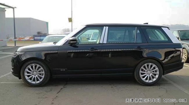 19款路虎揽胜3.0T柴油加长版 二代/20轮/全景现车136万