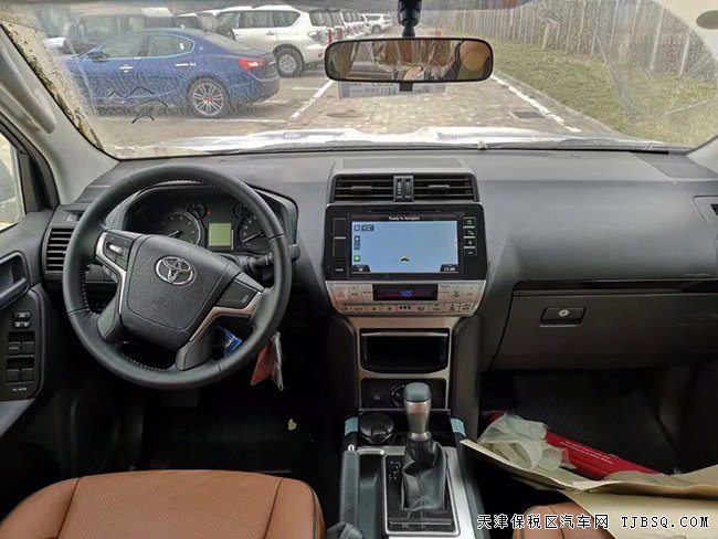 19款丰田普拉多2700中东版 18轮/天窗/棕色真皮现车47万