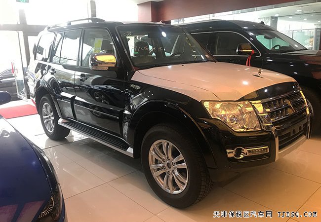2018款三菱帕杰罗V97中东版 天津港现车震撼让利