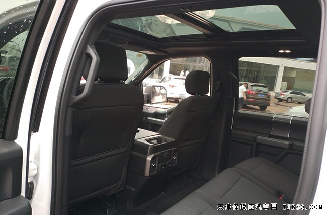 2018款福特F150加规版 302A/全景天窗/XLT包现车41.8万