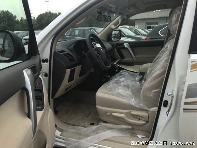 2019款丰田普拉多4000中东版 后挂/18轮/天窗现车61.8万