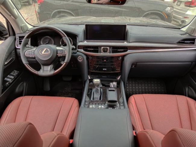 2018款雷克萨斯LX570加规版 雷测/抬显/21轮现车139万