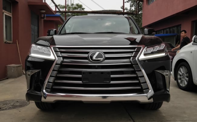 2018款雷克萨斯LX570加规版 雷测/抬显/21轮现车139万