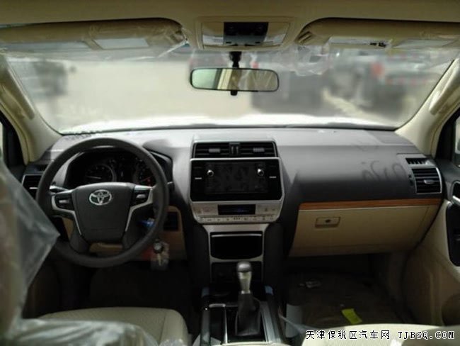 2018款丰田霸道2700中东版 经典越野现车优惠热卖