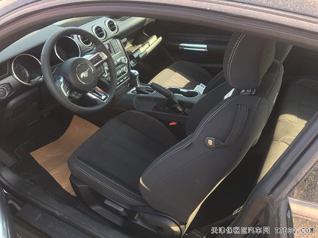 19款福特野马2.3T加规版 独立后悬/17轮/10速现车29.5万