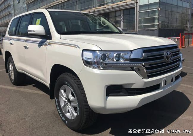 2018款丰田酷路泽4000中东版 8气囊/后挂/天窗现车68万
