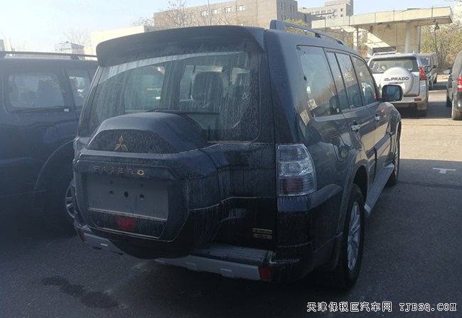 2018款三菱帕杰罗V97中东版 18轮/8气囊/双差现车34.8万
