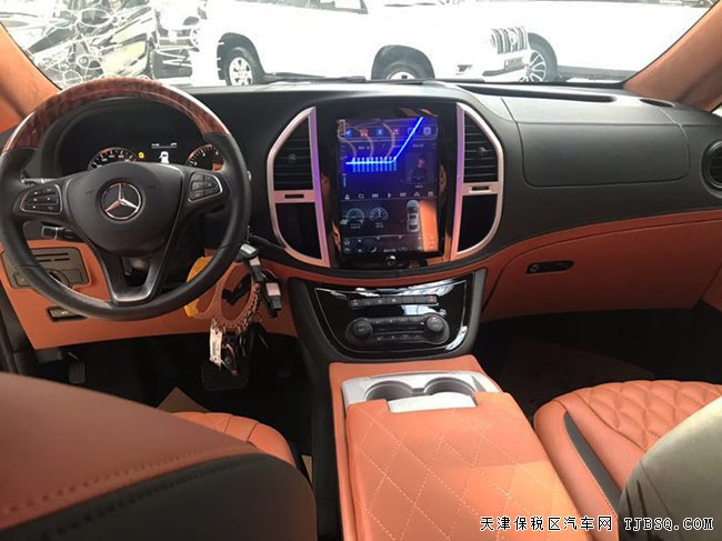 2018款奔驰METRIS美规版 17轮/金属漆/电动门现车53.5万