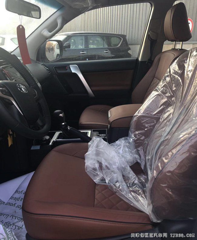 2019款丰田霸道2700中东版 真皮/天窗/18轮现车47.5万