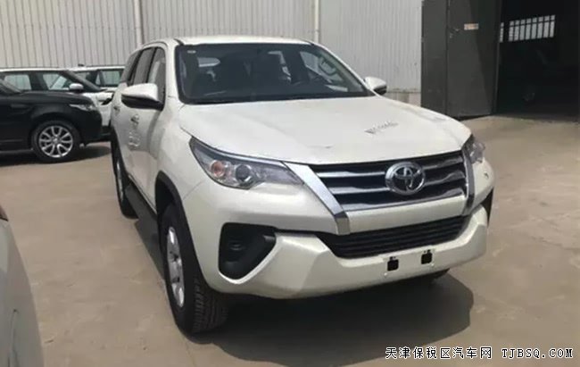 2018款丰田穿越者2700中东版 7座/底挂/17轮现车31.3万