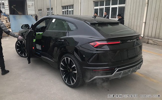 19款兰博基尼Urus加规版 23轮/夜视/雷测/全景现车420万