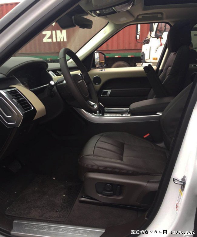 2019款路虎揽胜运动汽油版 20轮/雷测/黑撞顶现车92.5万