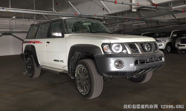 2018款日产途乐Y61中东版 中后差速锁/7座/17轮现车75万