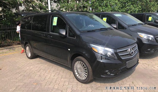 18款奔驰METRIS美规版 舒适包/外观包/金属漆现车40.8万