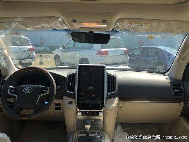 平行进口车丰田酷路泽5700中东版 18款优惠专享