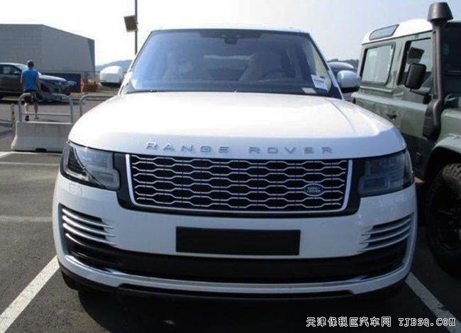 18款路虎揽胜3.0T创世加长 21轮/矩阵LED/全景现车159万