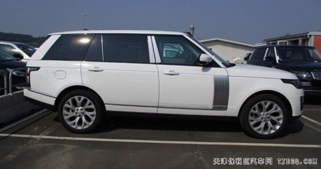 18款路虎揽胜3.0T创世加长 21轮/矩阵LED/全景现车159万
