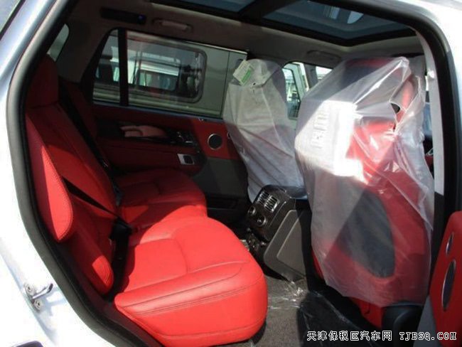 18款路虎揽胜3.0T创世加长 21轮/矩阵LED/全景现车159万