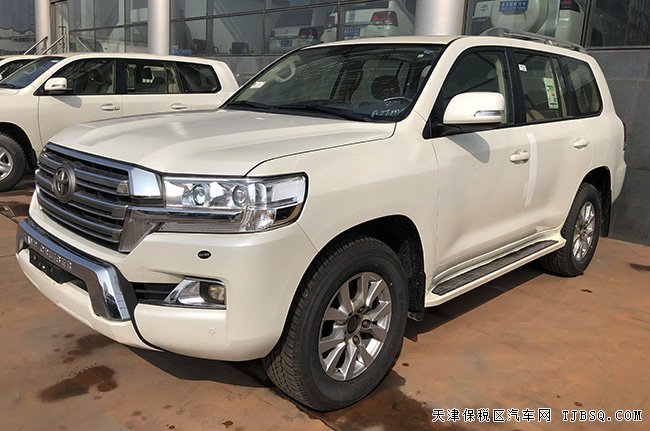 2018款丰田酷路泽4500中东版 天窗/18轮/7座现车92.8万