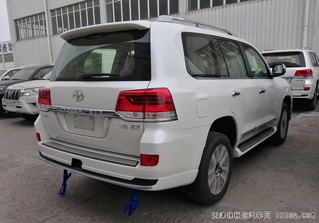 19款丰田酷路泽5700中东版 雷测/20轮/12气囊现车116.8万