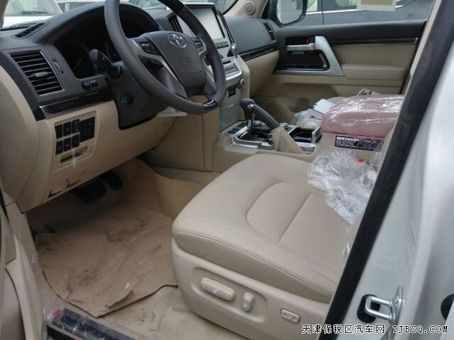 19款丰田酷路泽5700中东版 雷测/20轮/12气囊现车116.8万