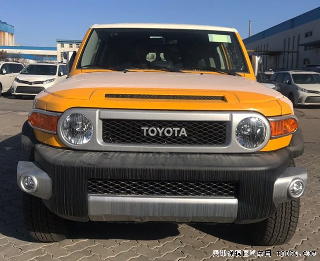 2019款丰田FJ酷路泽中东版 双差/8气囊/17轮现车50.5万