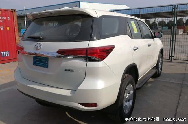 2018款丰田穿越者2700中东版 3气囊/7座/17轮现车31.3万