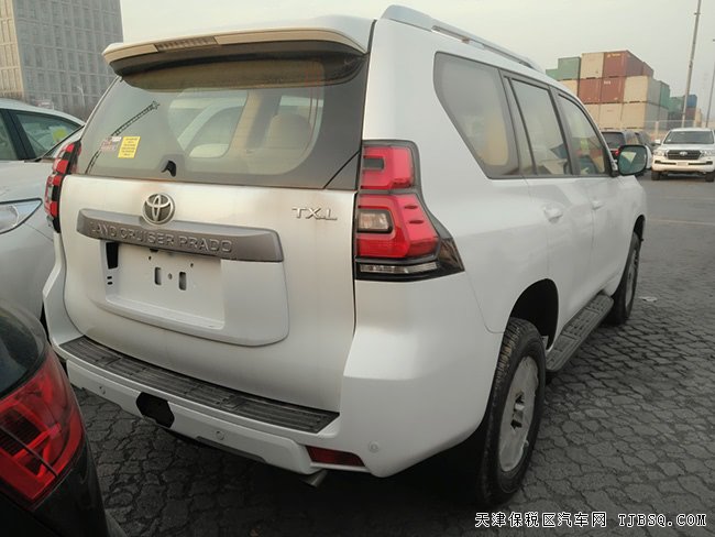 2019款丰田普拉多3000中东版 七座/中差/前小杠现车55万