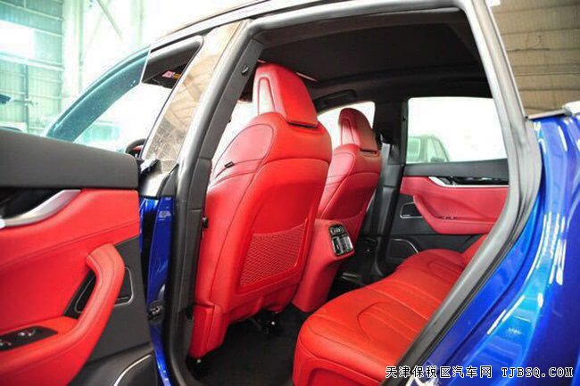 2018款玛莎拉蒂levante美规版 全景/20轮/哈曼现车99万