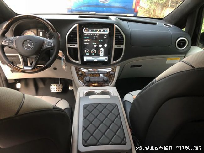 2018款奔驰METRIS美规版 商务座椅/小桌板/包围现车62万