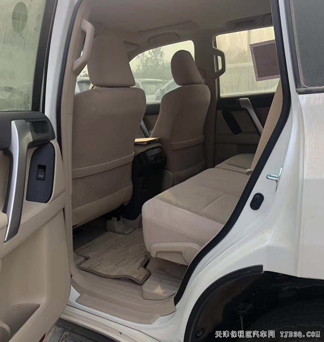 2019款丰田霸道4000中东版 9气囊/外挂/天窗现车60.8万