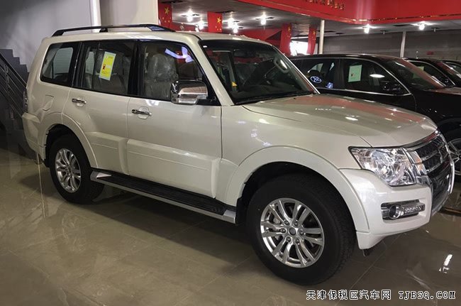 2018款三菱帕杰罗V97中东版 全路况SUV现车精选