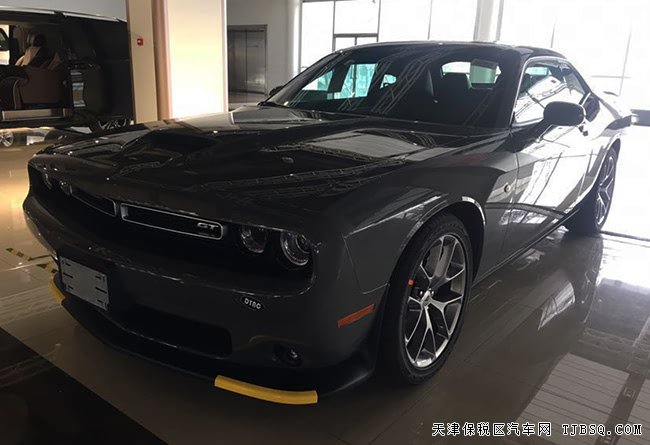 2019款道奇挑战者3.6L加规版 20轮/天窗/氙灯现车51万