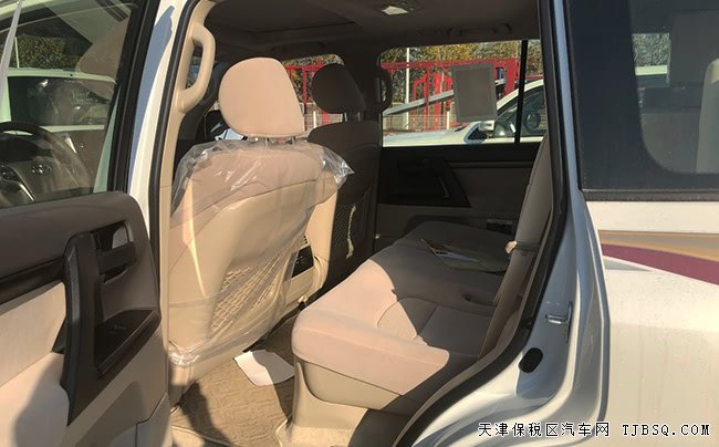 19款丰田酷路泽4000中东版 8气囊/后挂/天窗现车67.3万