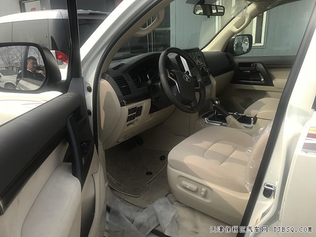 19款丰田兰德酷路泽4000中东版 7座/8气囊/天窗现车68万