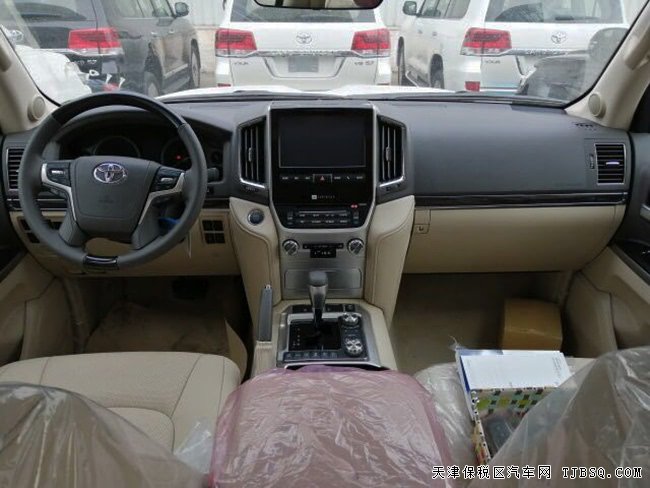 2019款丰田酷路泽5700中东版 陆地巡洋舰魅力呈现