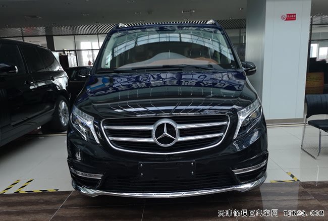 2018款奔驰METRIS美规版 包围/17轮/航空座椅现车52.5万