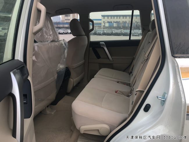 19款丰田霸道2700中东版 7座/17轮/后挂备胎现车43.5万