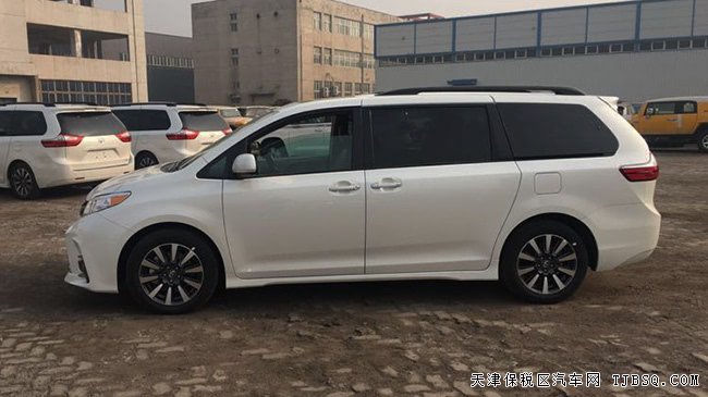 19款丰田塞纳3.5L两驱XLE版 真皮/天窗/18轮现车44.5万