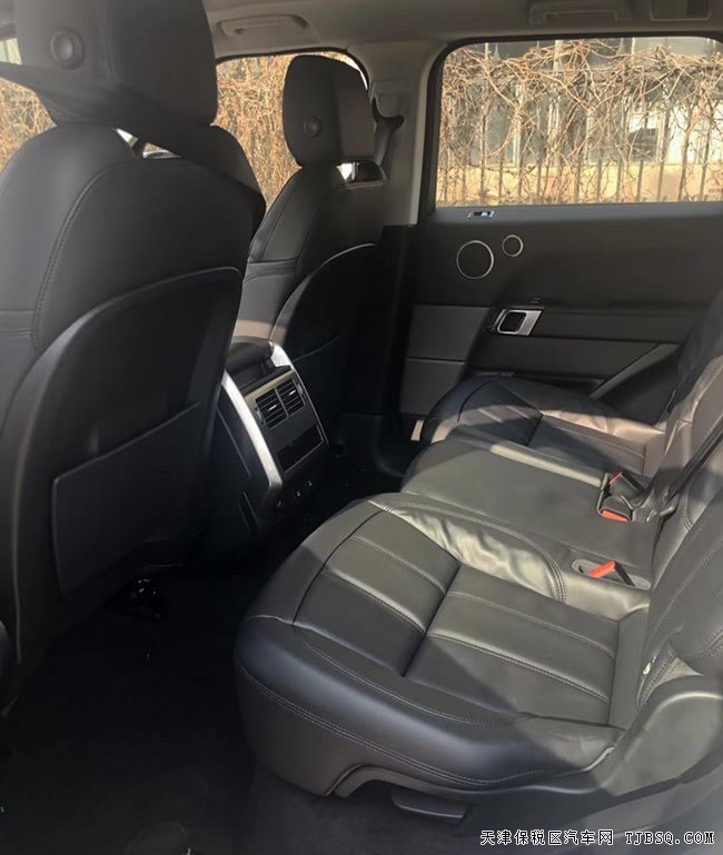 18款路虎揽胜运动汽油版 19轮/全景/LED大灯现车84.5万