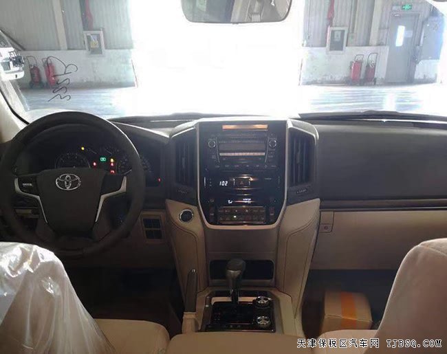 平行进口车丰田酷路泽4.0L中东版 19款现车优惠乐享