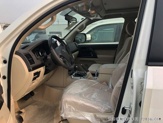 19款丰田酷路泽4000中东版 18轮/前小杠/天窗现车68.9万