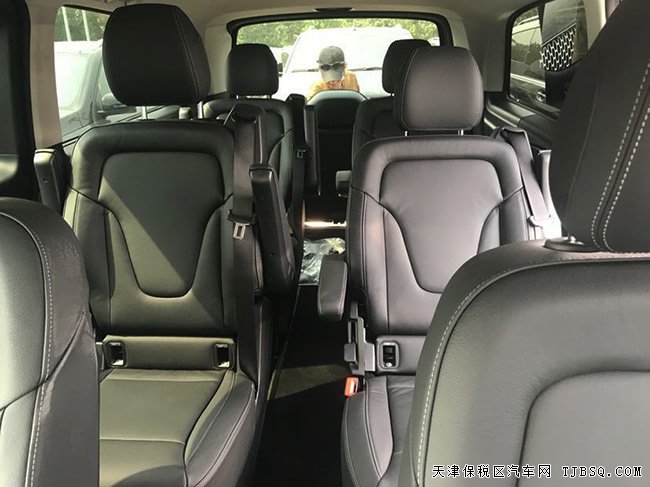 2018款奔驰V250加长版 平行进口商务MPV现车热销